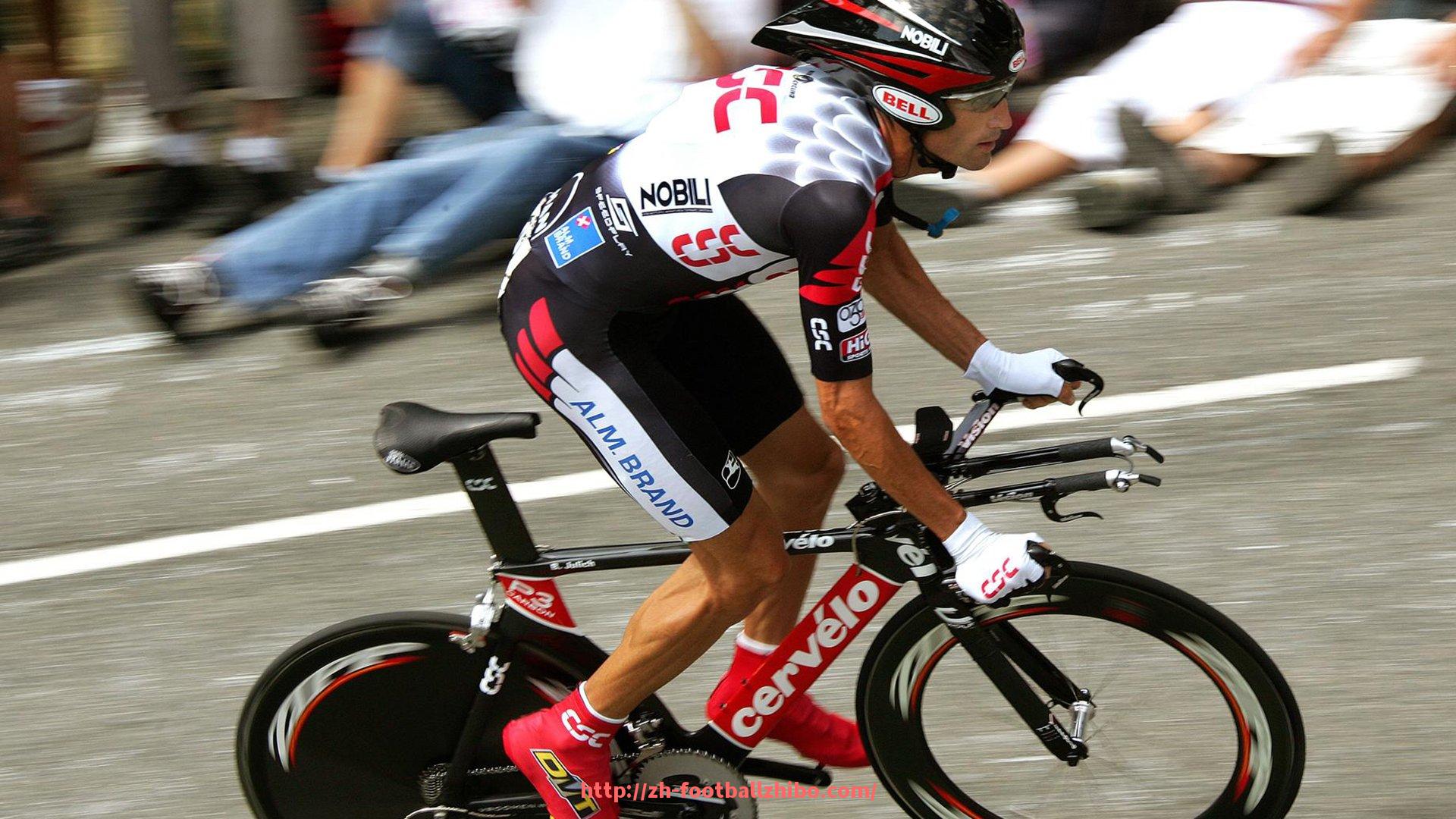 足球直播-火箭队历年联赛比赛高清视频整合与精彩瞬间回顾