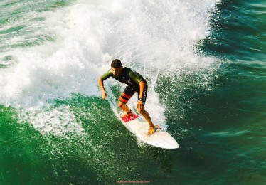 足球直播-埃弗顿主力球员年薪解析及薪资结构详解2025